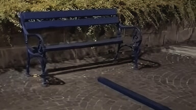 2025-10-20-22-02-37-903-2