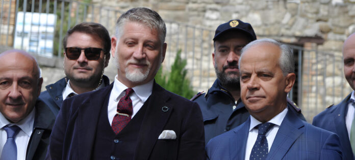 i_ministri_piantedosi_e_giuli_in_irpinia