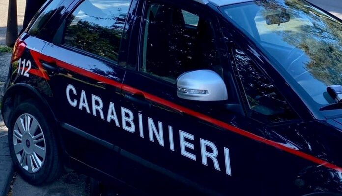 Napoli, 24enne ferito a colpi di pistola dopo un’aggressione: tre arresti