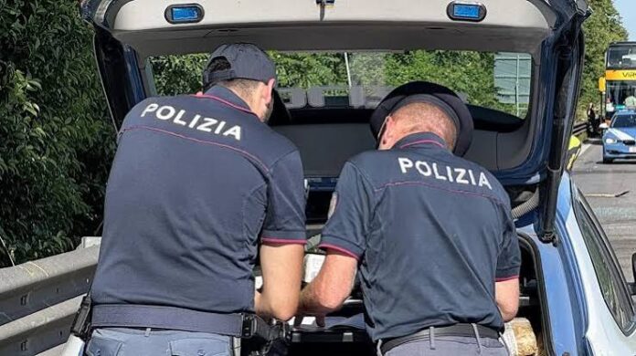 Controlli sulle strade del Beneventano, 18 violazioni accertate: quattro patenti ritirate Controlli sulle strade del Beneventano, 18 violazioni accertate: quattro patenti ritirate