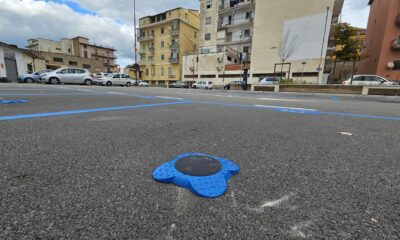sensori di parcheggio Benevento, la sosta diventa smart: via ai sensori sulle strisce blu